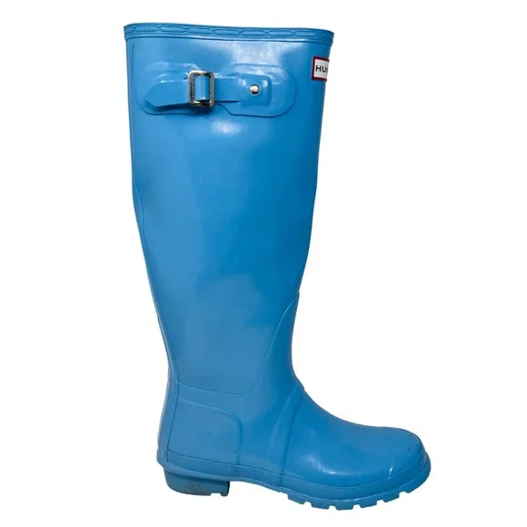 Hunter top blue wellies